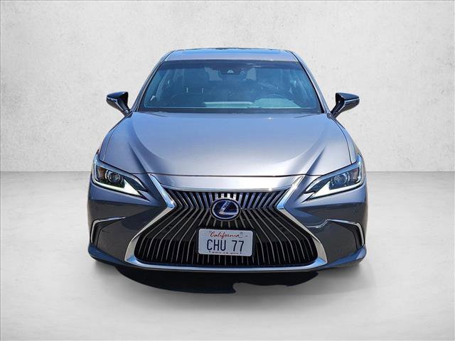 Used 2020 Lexus ES 300h w/ Premium Package FWD image 2