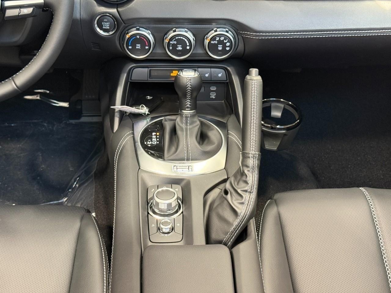 New 2025 MAZDA MX-5 Miata Grand Touring w/ Appearance Package RWD image 40