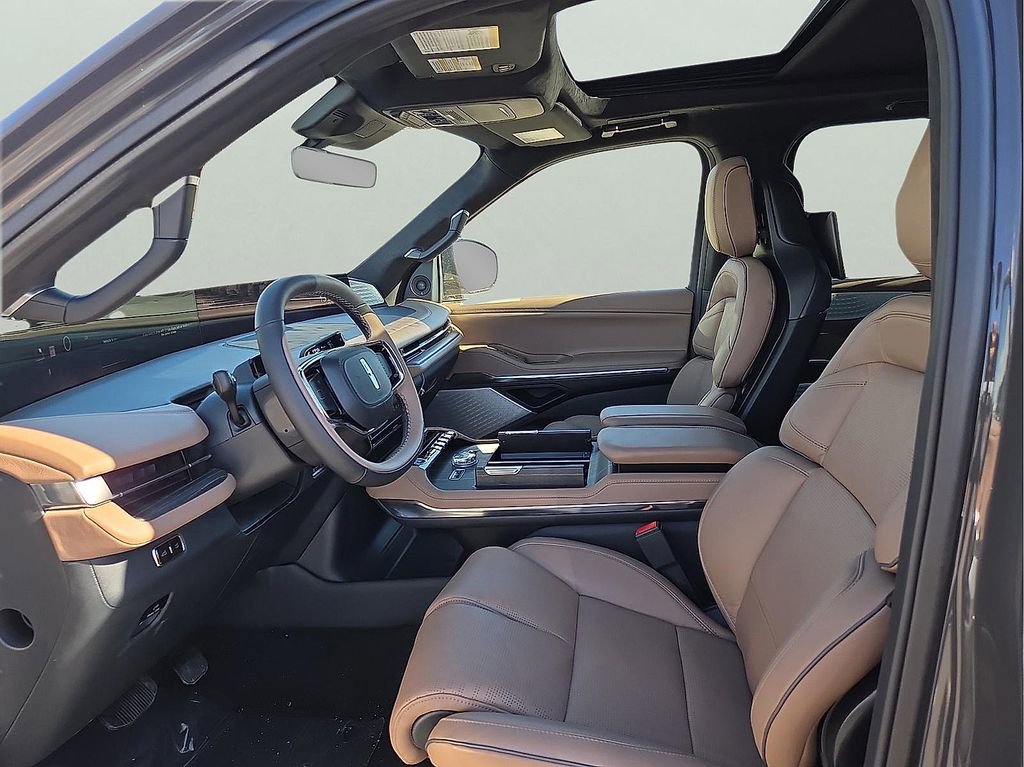 New 2026 Lincoln Navigator Black Label image 12