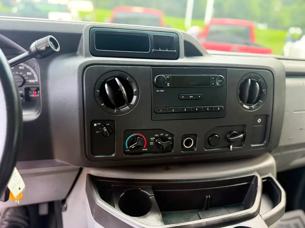 Used 2013 Ford E-350 and Econoline 350 Super Duty w/ PWR Locks & Windows Group RWD image 17
