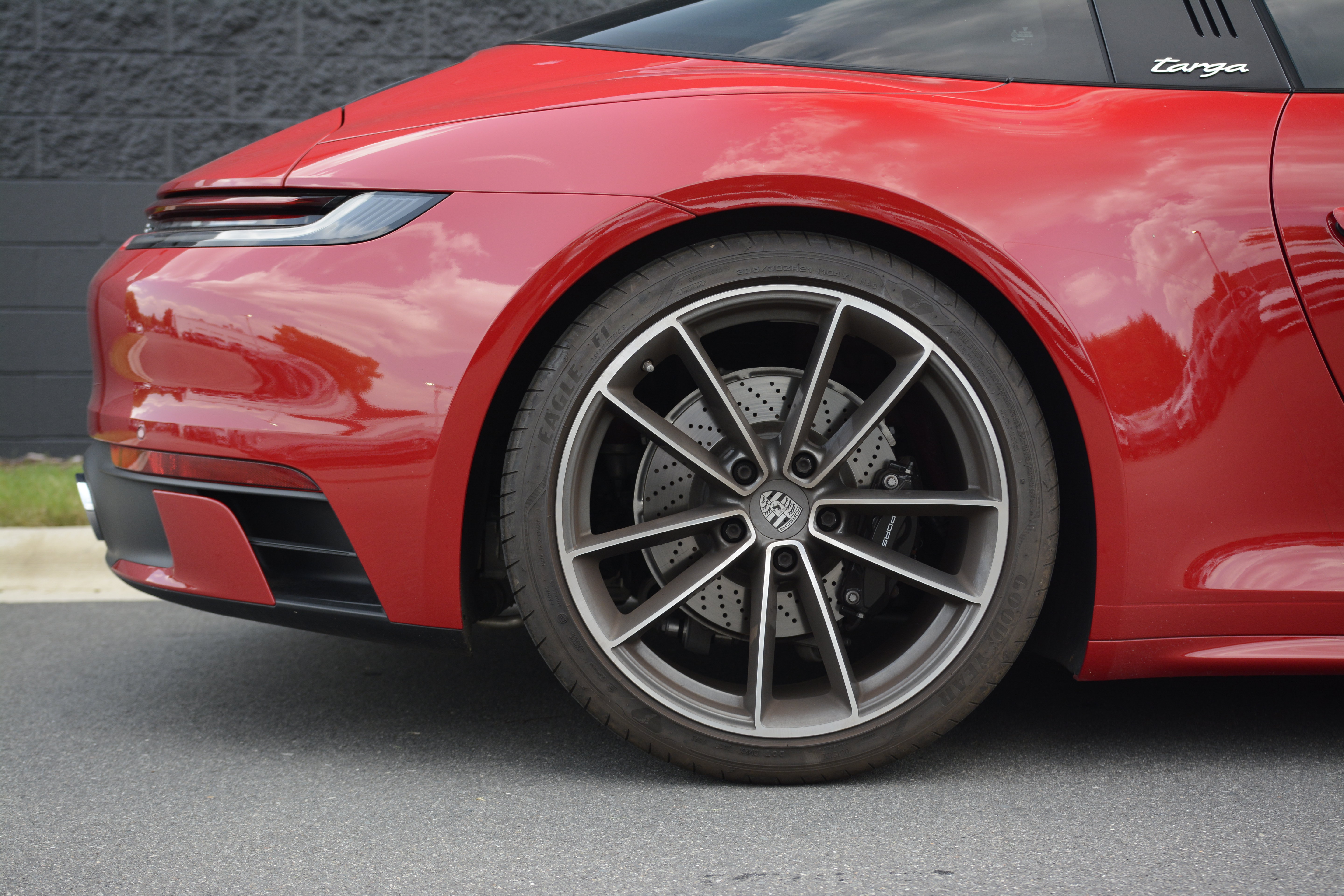 Certified 2022 Porsche 911 Targa 4S AWD/4WD image 38