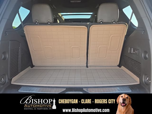 Used 2024 GMC Yukon AT4 w/ AT4 Premium Plus Package AWD/4WD image 19
