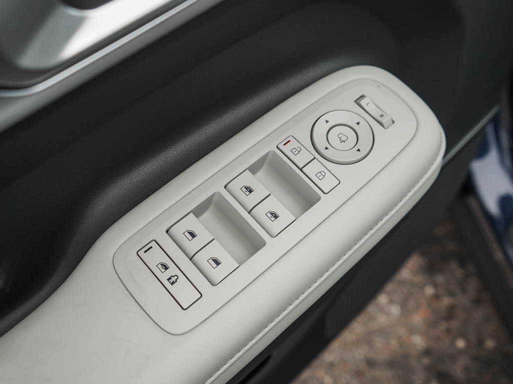 New 2026 Hyundai Santa Fe Limited AWD/4WD image 18