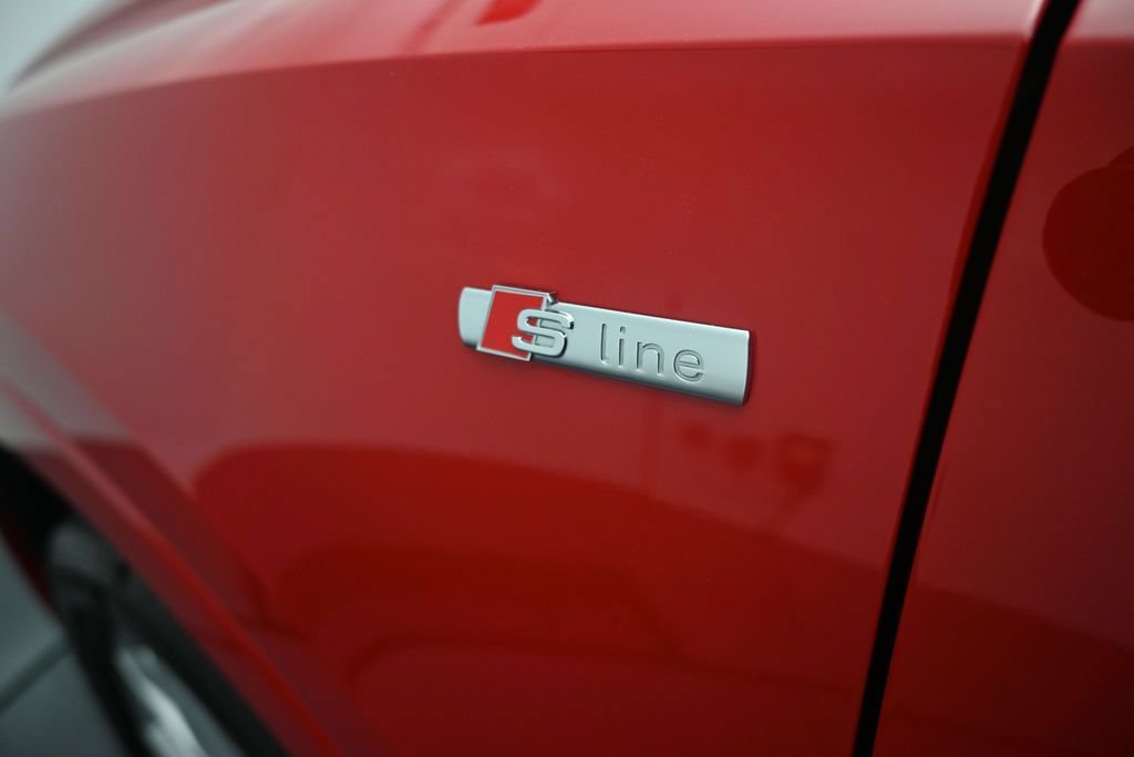 Used 2024 Audi Q3 2.0T Premium AWD/4WD image 47