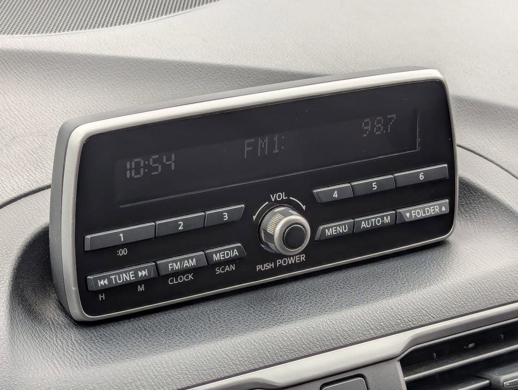Used 2014 MAZDA MAZDA3 i Sport FWD image 18
