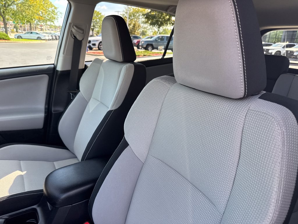 Used 2017 Toyota RAV4 XLE w/ Plus Extra Value Package AWD/4WD image 12