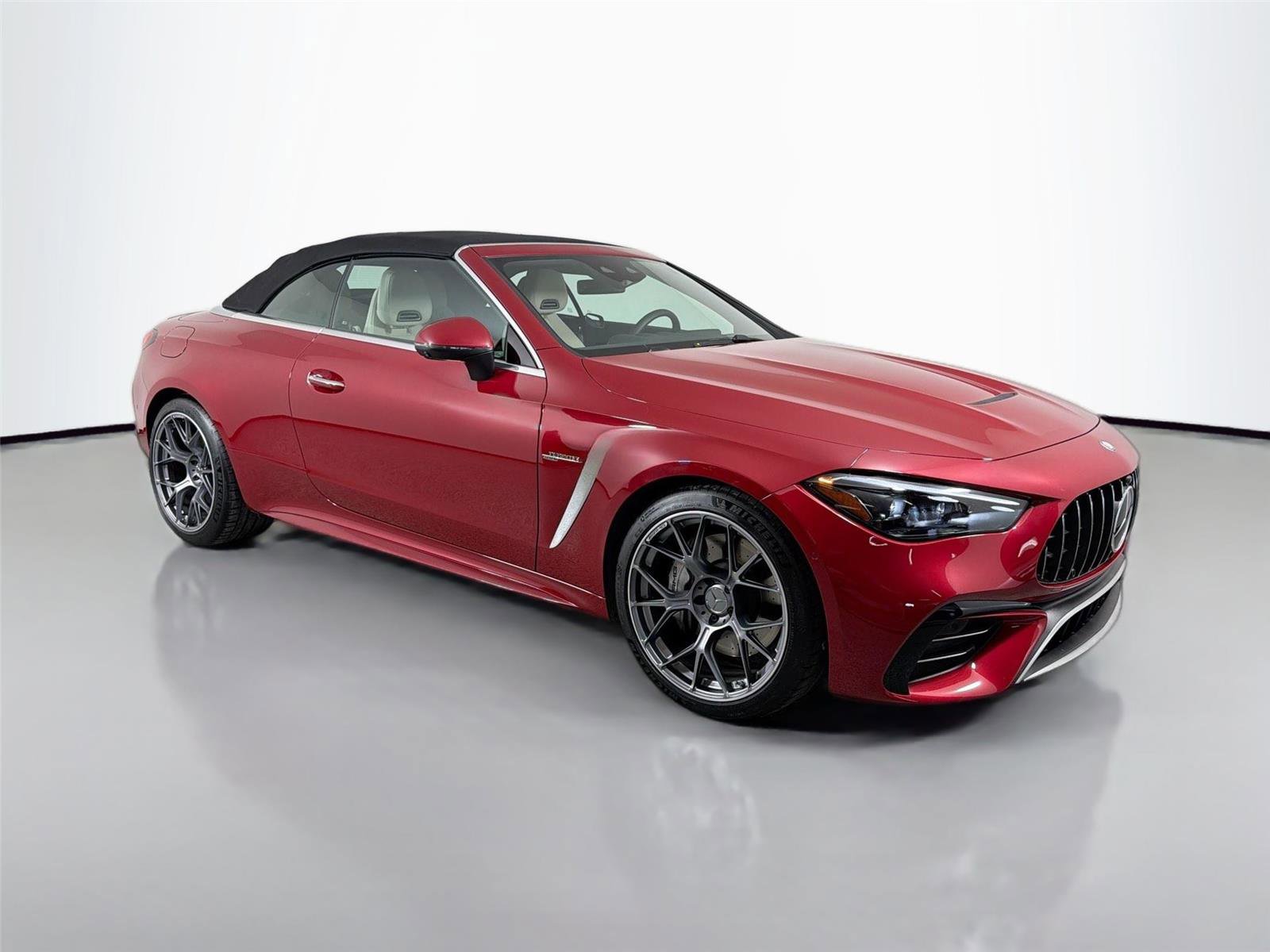 Used 2025 Mercedes-Benz CLE 53 AMG 4MATIC Cabriolet image 9