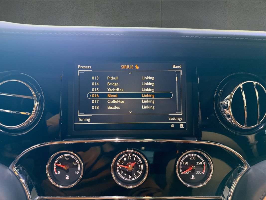 Used 2016 Bentley Mulsanne Speed RWD image 18