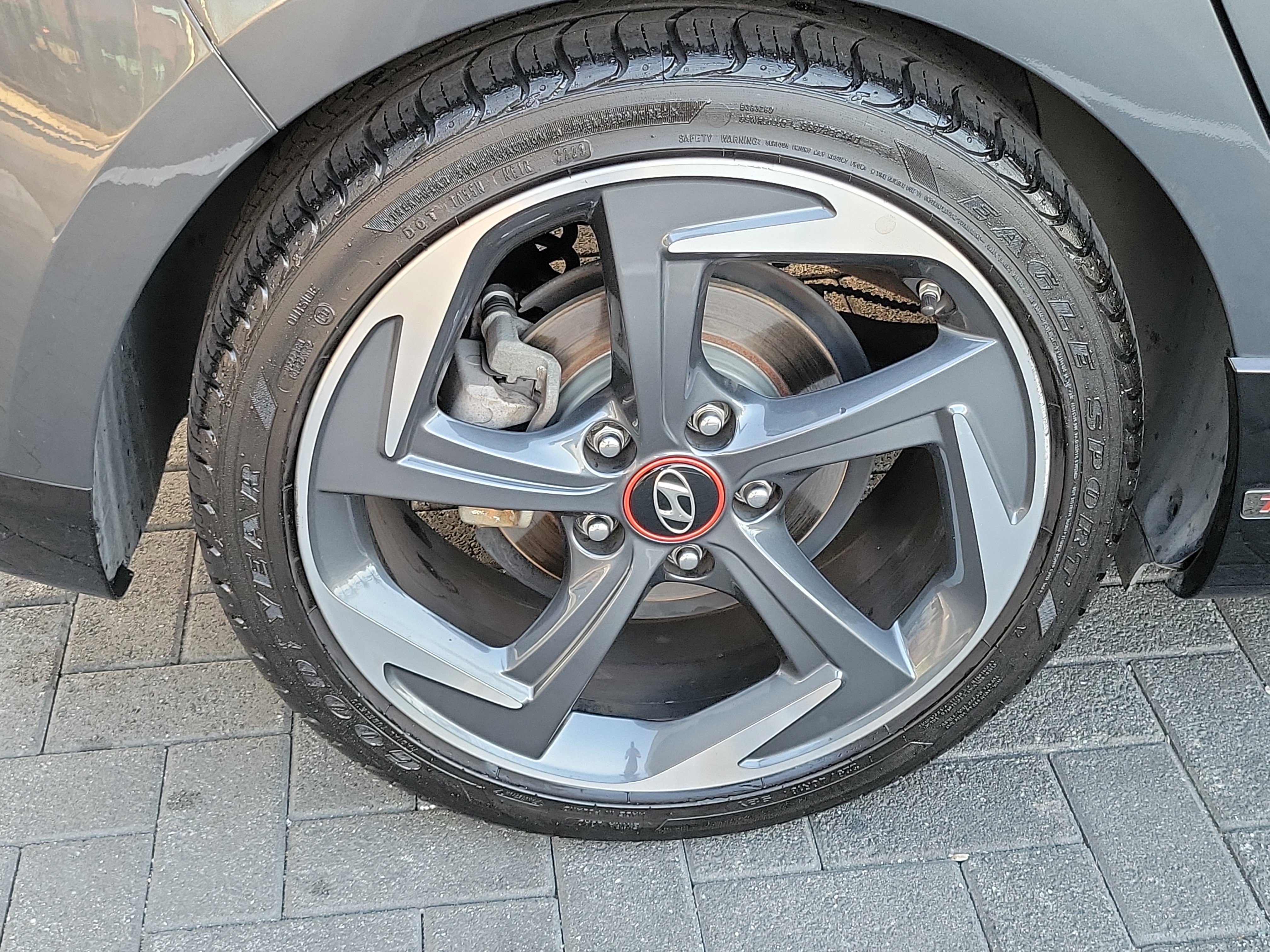 Used 2020 Hyundai Veloster Turbo Ultimate image 21