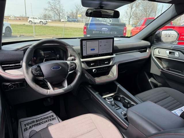 Certified 2025 Ford Explorer ST-Line w/ ST-Line Street Pack AWD/4WD image 21