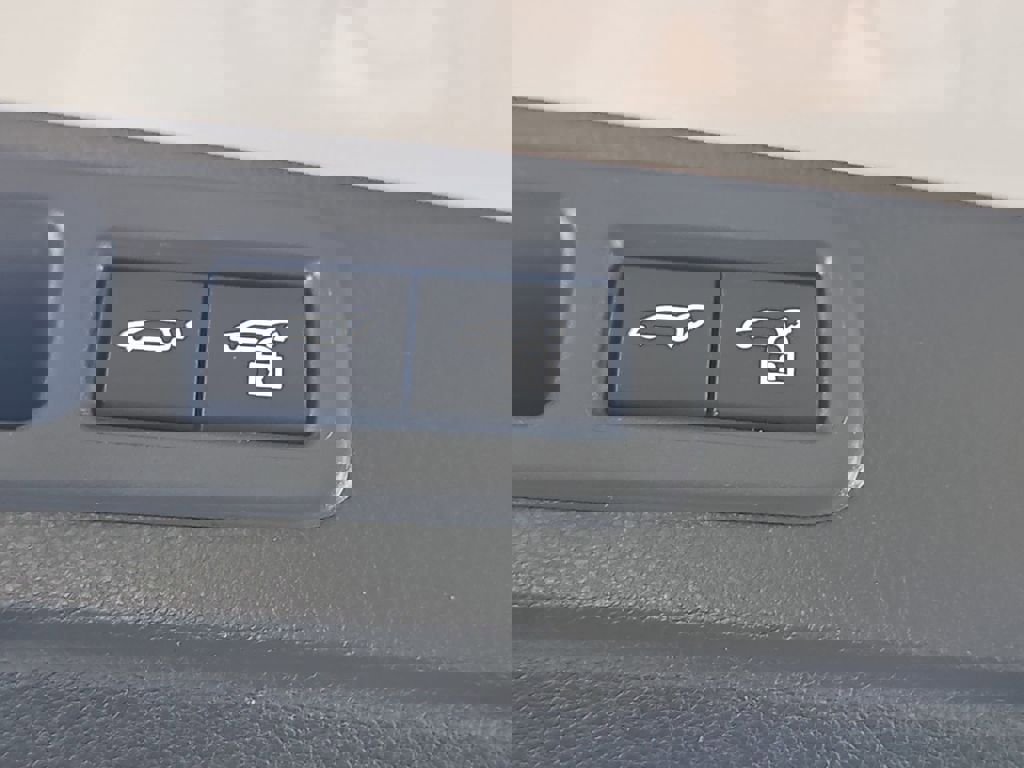 New 2026 Lexus RX 450h AWD image 13