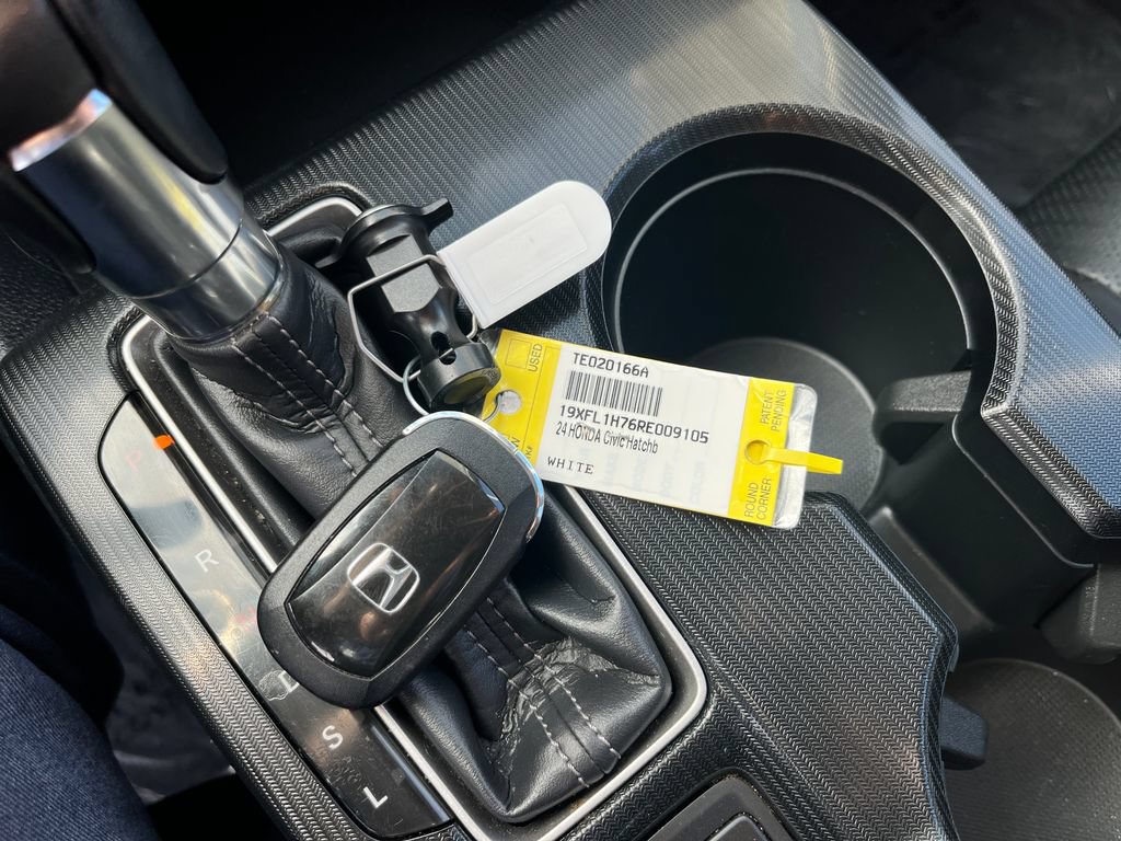 Certified 2024 Honda Civic EX-L image 33