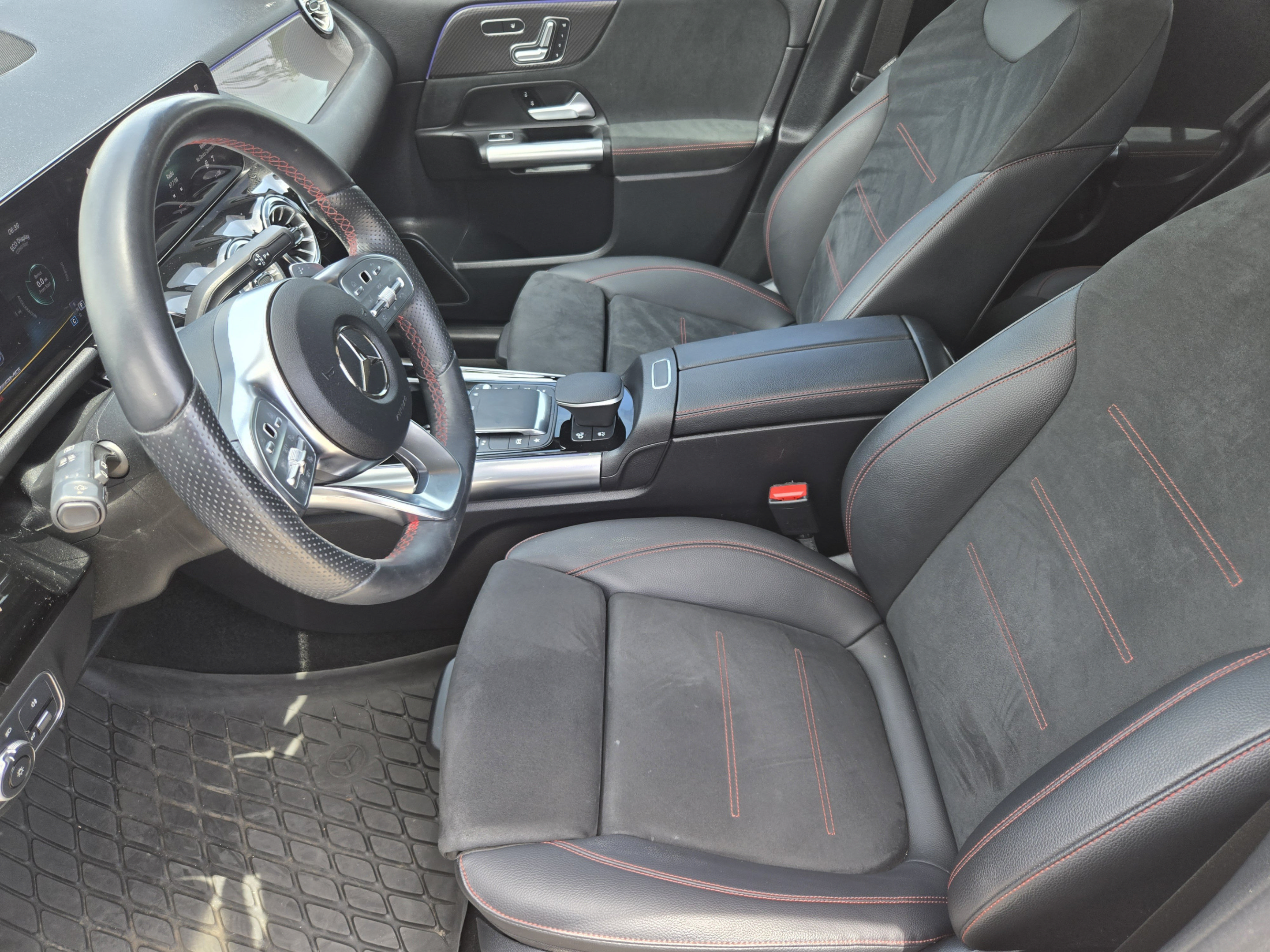 Used 2023 Mercedes-Benz GLA 35 AMG 4MATIC image 5