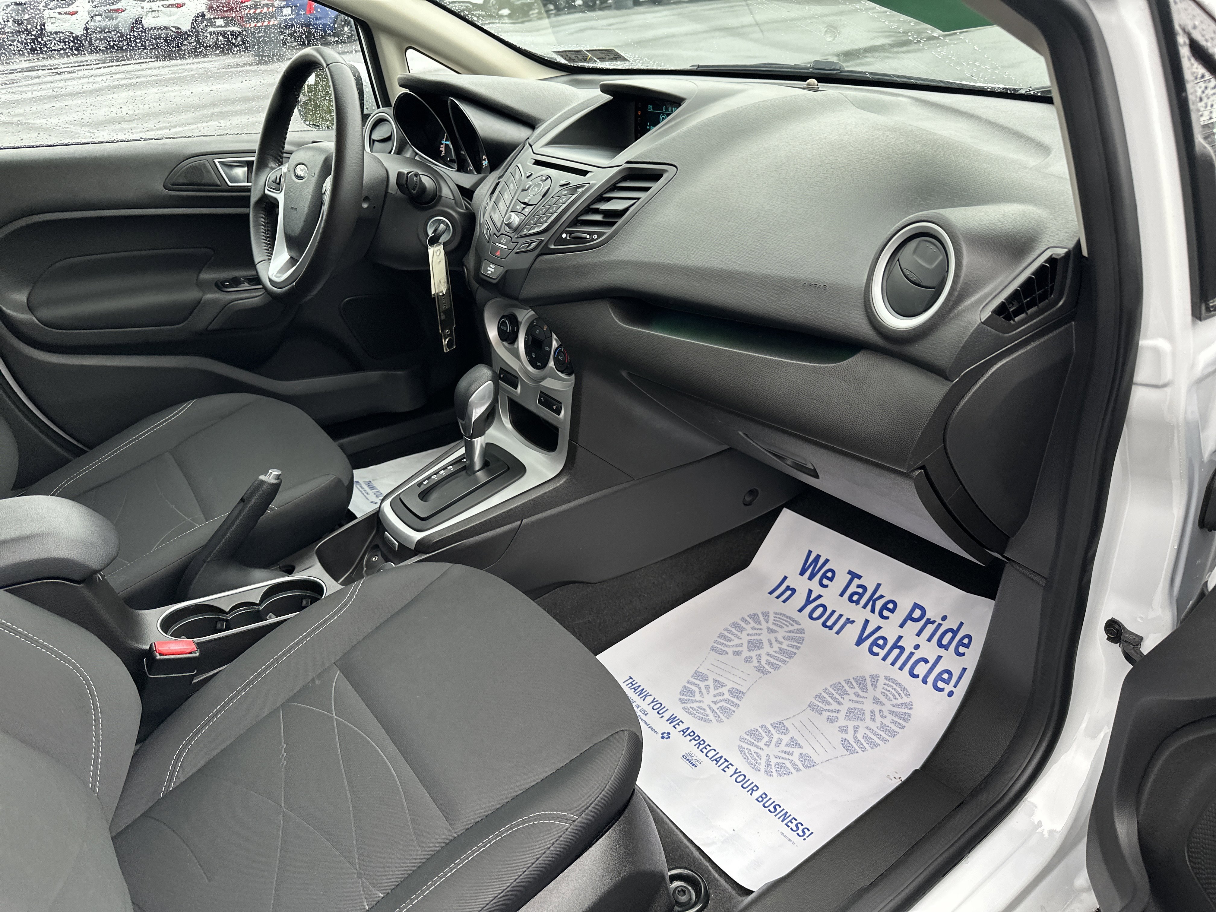 Used 2016 Ford Fiesta SE w/ Cold Weather Package FWD image 15
