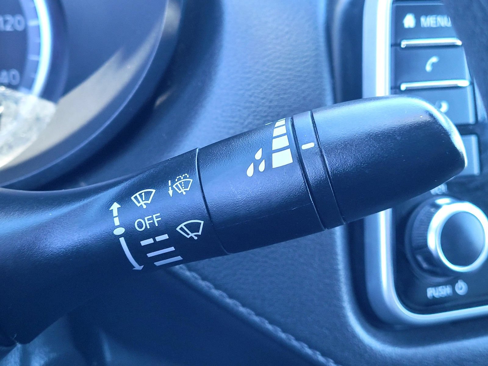 Used 2020 Nissan Versa S FWD image 32