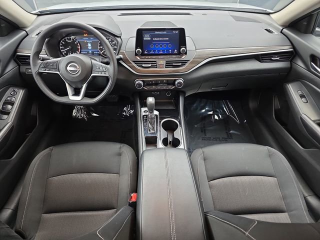 Used 2024 Nissan Altima 2.5 SV image 21