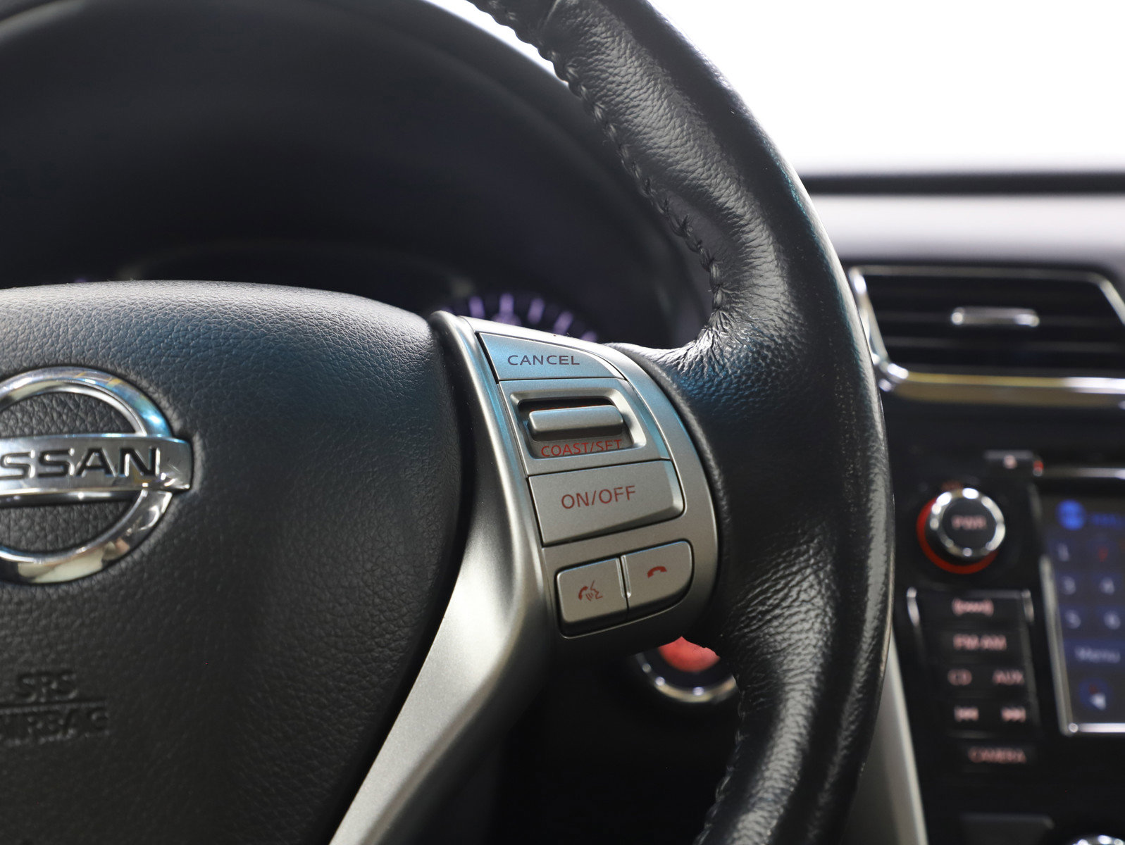 Used 2013 Nissan Altima 2.5 SL w/ Technology Pkg image 22