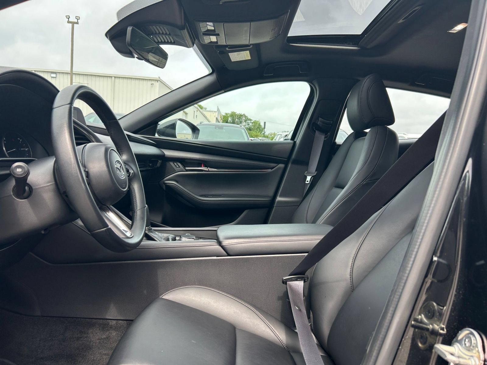 Used 2024 MAZDA MAZDA3 s FWD image 18