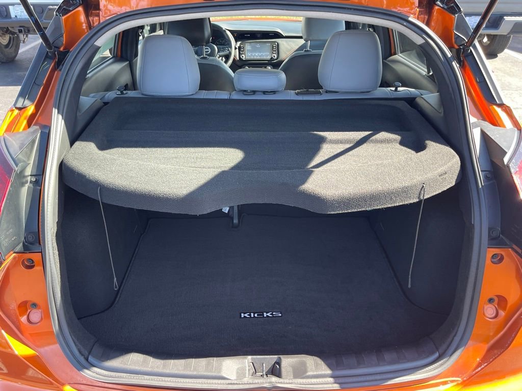 Used 2023 Nissan Kicks SR w/ SR Premium Package image 7