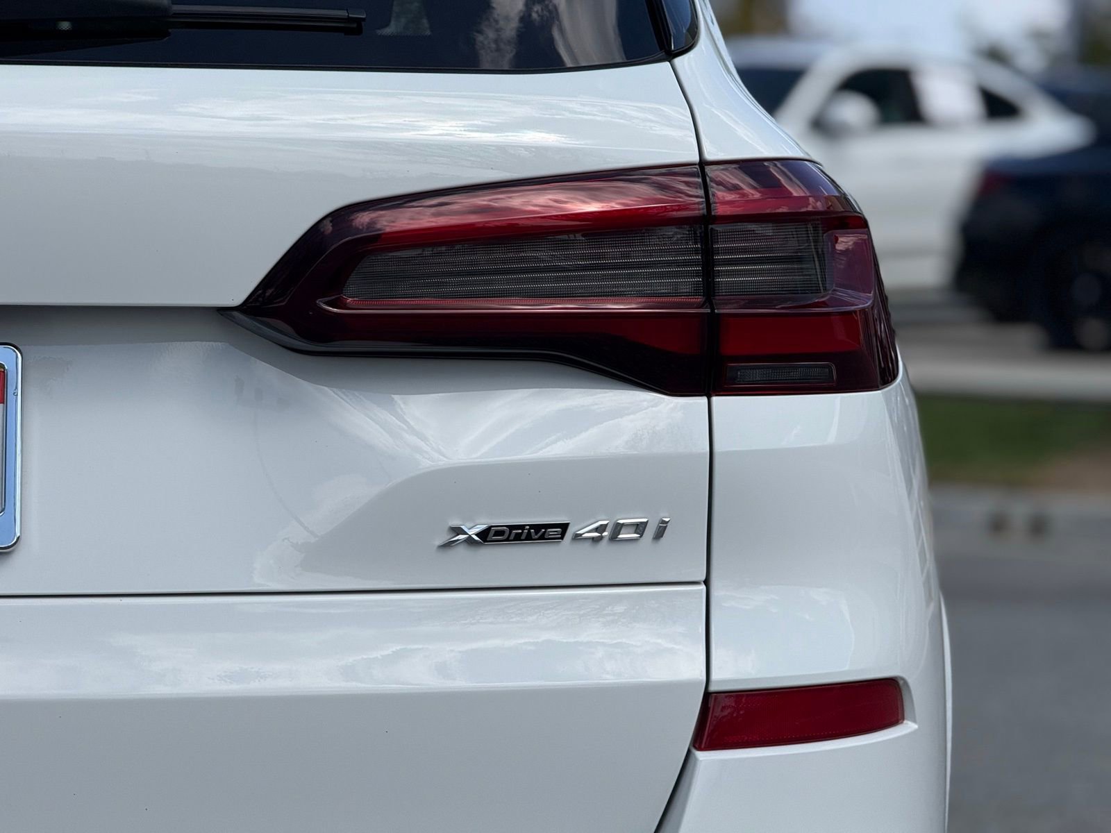 Used 2023 BMW X5 xDrive40i w/ M Sport Package image 14