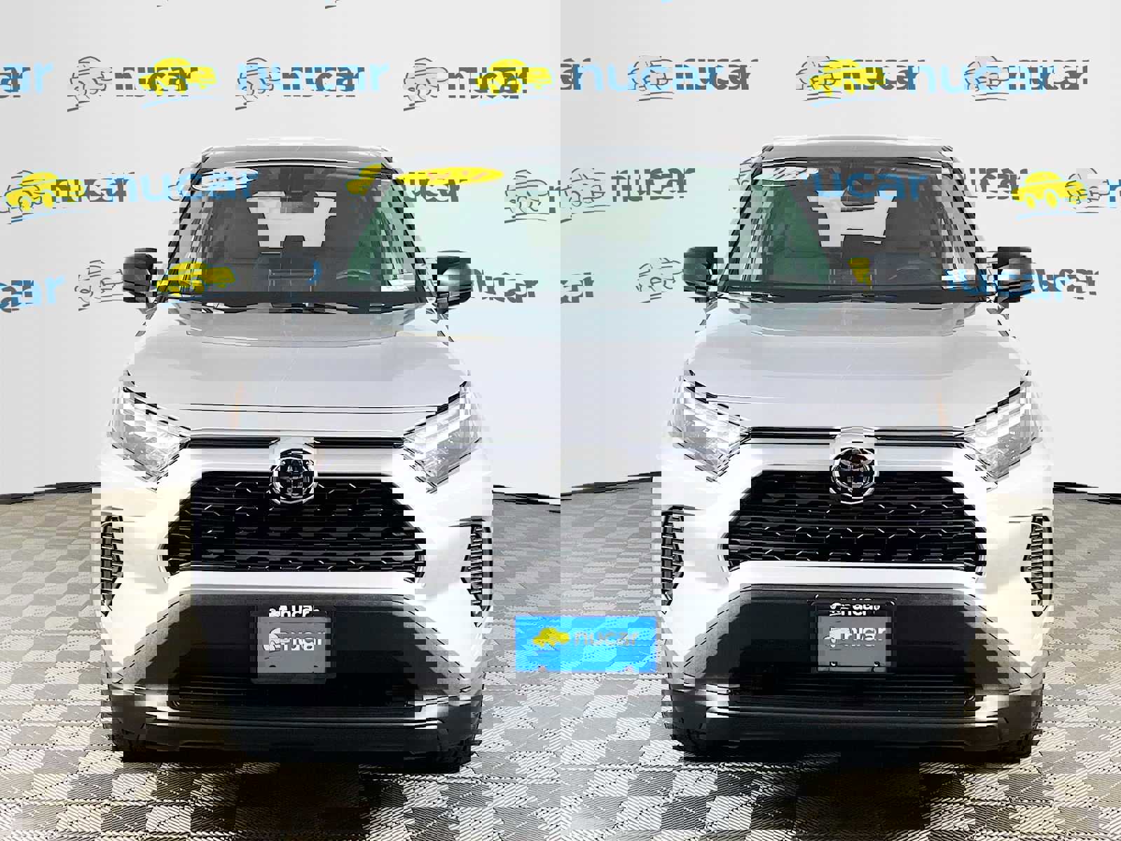 Used 2024 Toyota RAV4 LE image 2