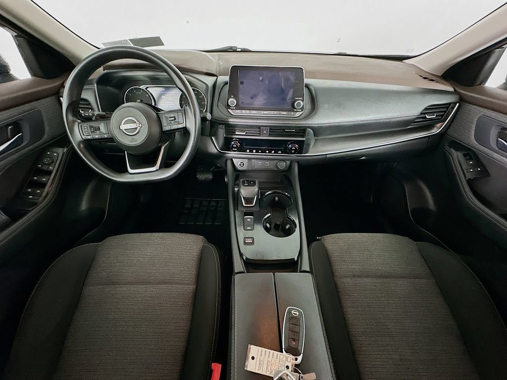 Used 2023 Nissan Rogue SV FWD image 10