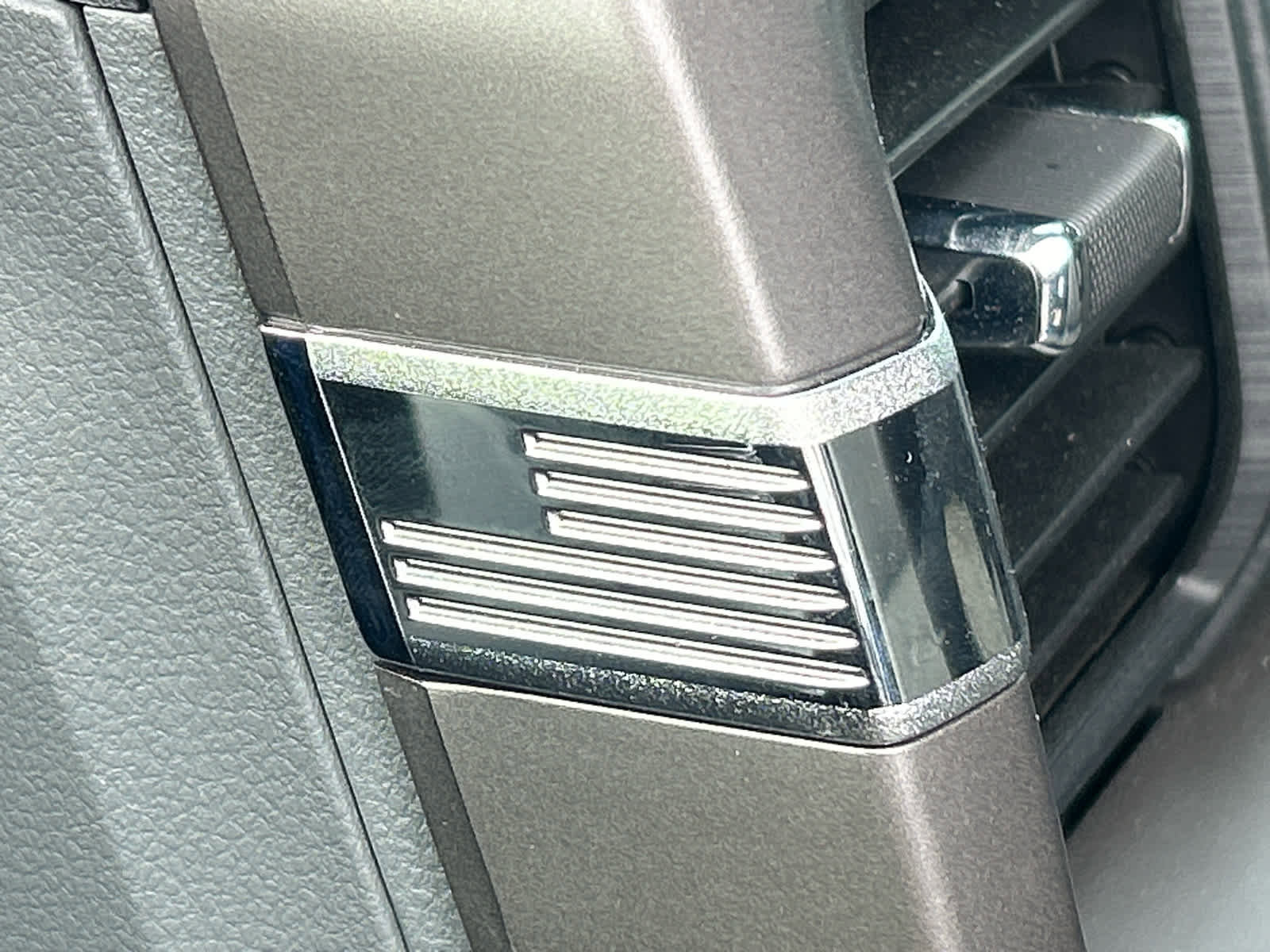 Used 2025 Ford F150 XLT w/ Equipment Group 301A Standard image 20
