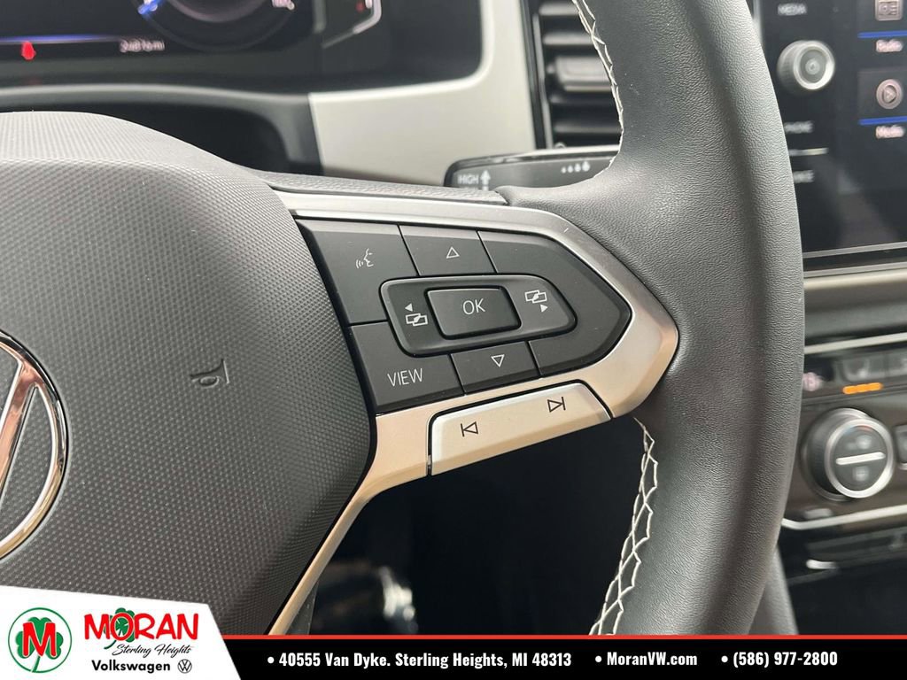 Certified 2023 Volkswagen Atlas Cross Sport SE w/ Black Wheel Package AWD/4WD image 25