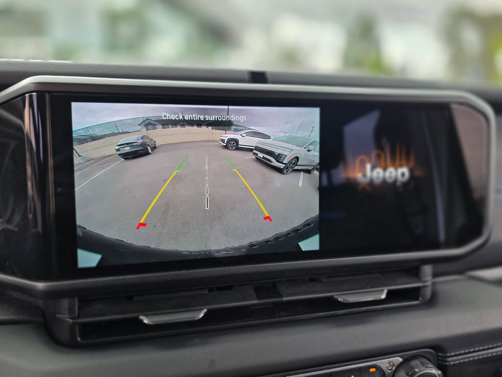 Used 2025 Jeep Wrangler Unlimited Rubicon 4xe w/ Safety Group image 30