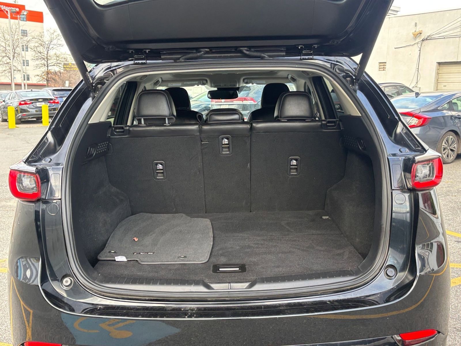 Used 2025 MAZDA CX-5 AWD 2.5 S w/ Preferred Package image 28