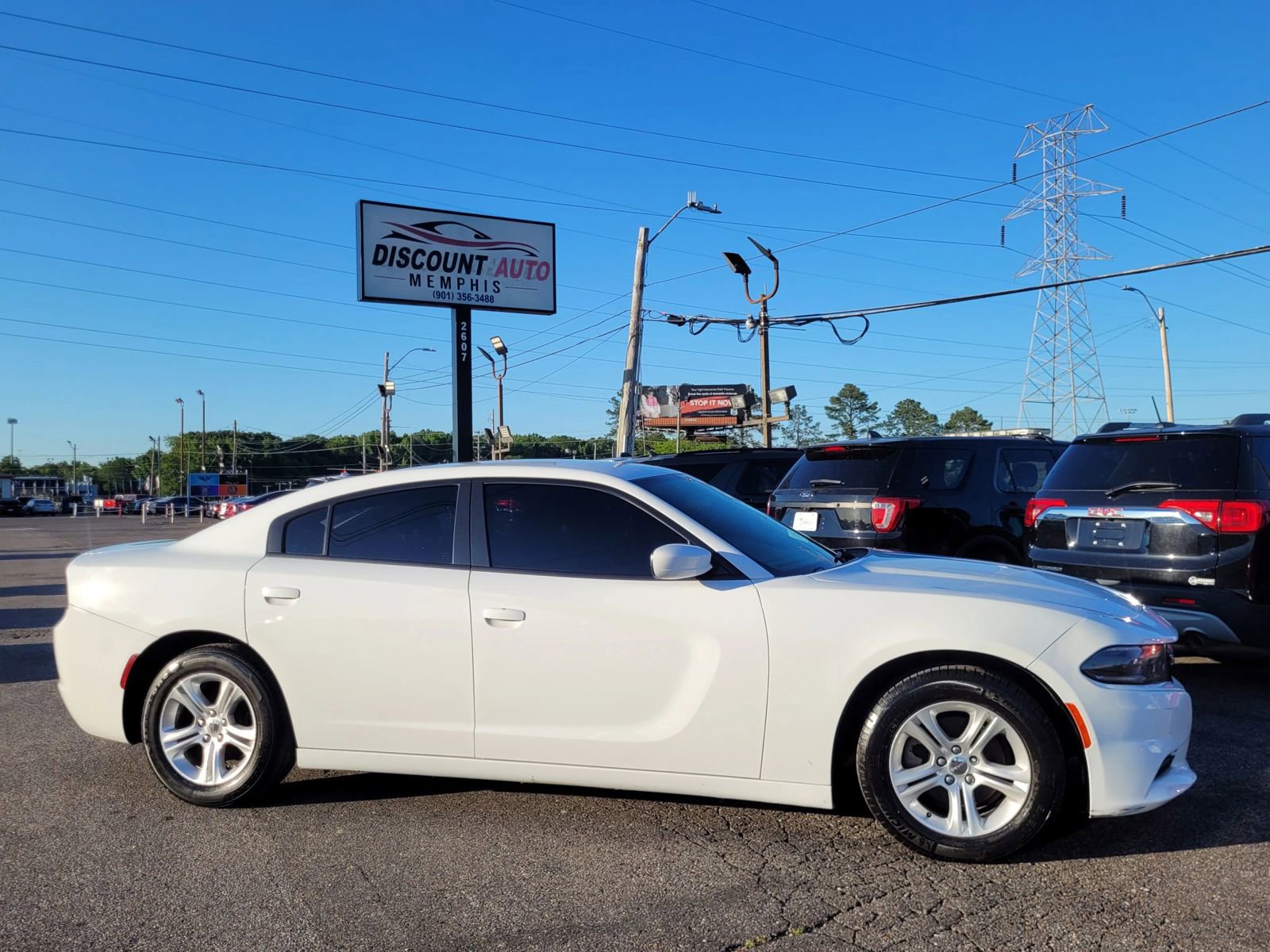Used 2022 Dodge Charger SXT RWD image 17