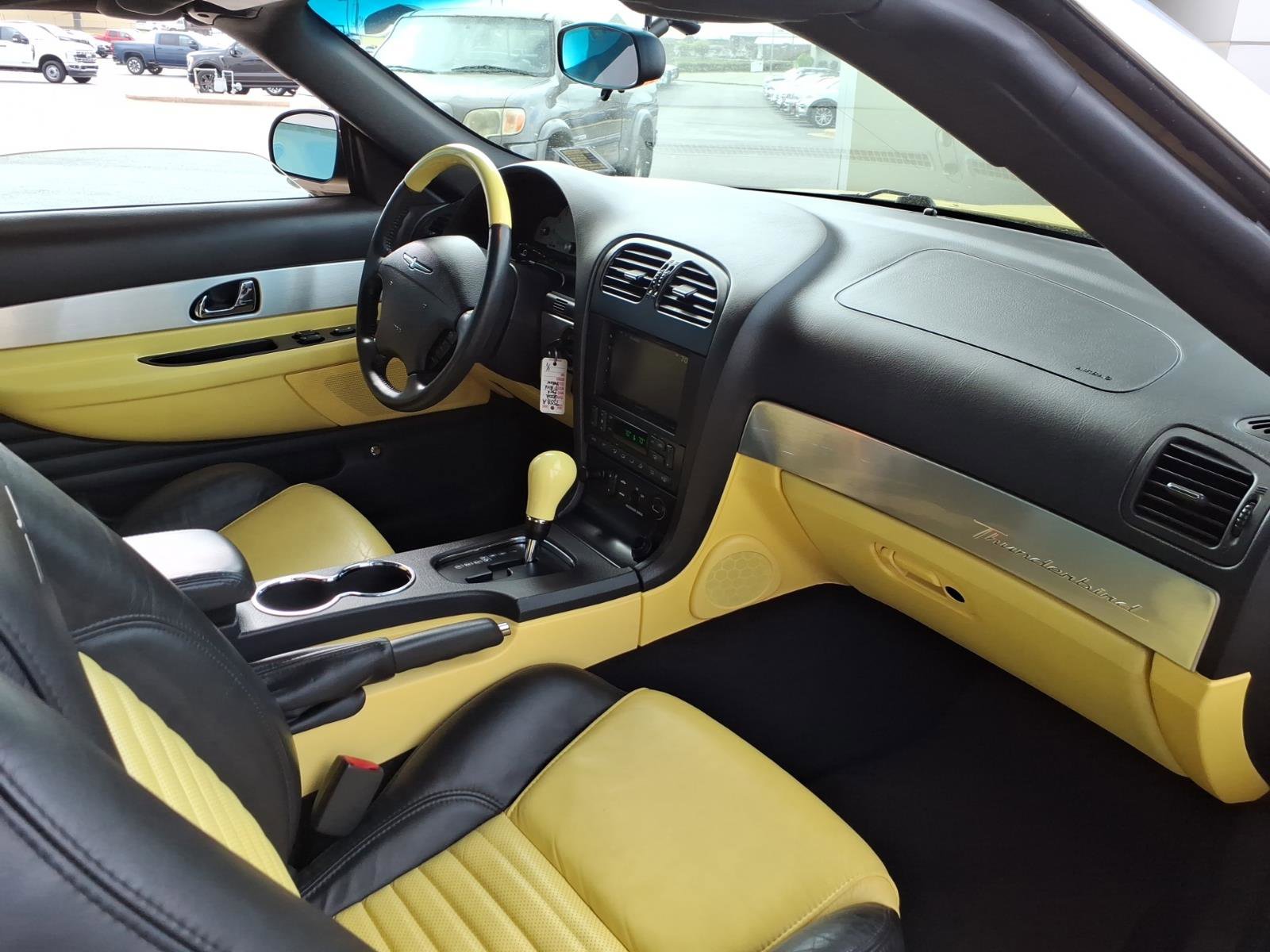 Used 2002 Ford Thunderbird Deluxe image 6