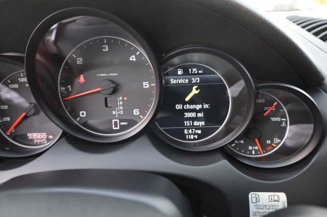 Used 2013 Porsche Cayenne Diesel AWD/4WD image 30