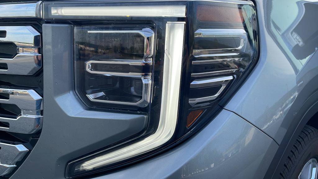 Used 2023 GMC Sierra 1500 Denali w/ Denali Reserve Package AWD/4WD image 19