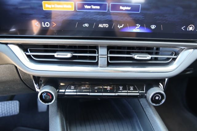 New 2026 Chevrolet Equinox EV LT FWD image 21