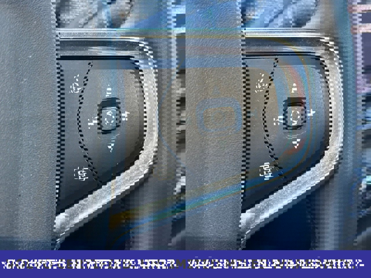 Certified 2025 Volvo XC40 B5 Plus image 17