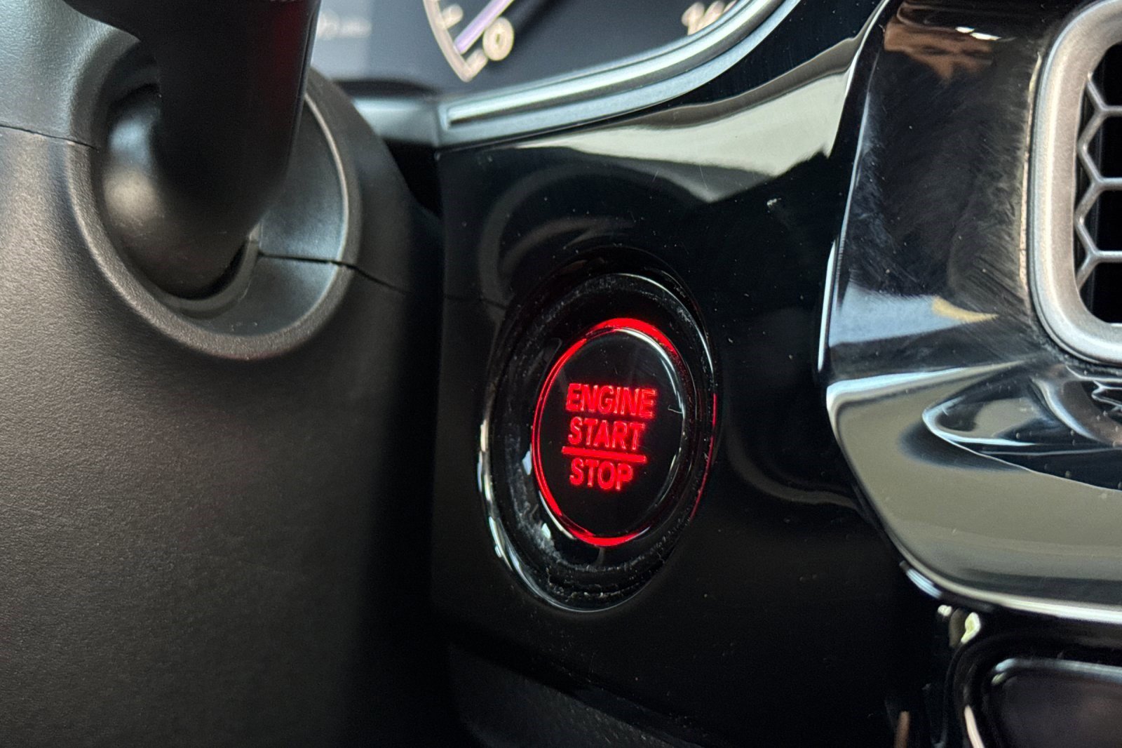 Used 2024 Honda Civic EX-L image 32