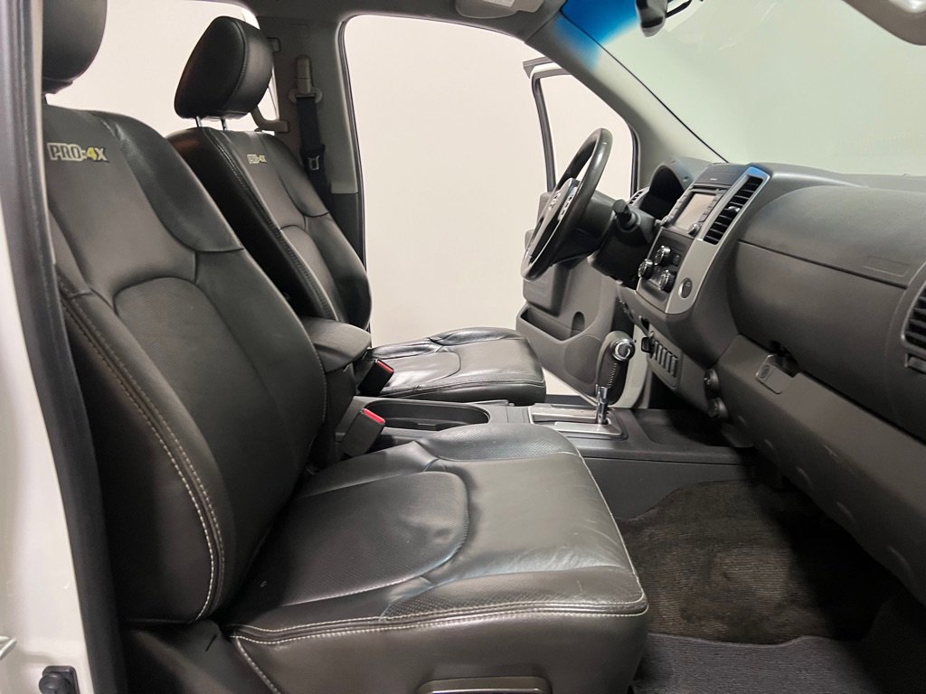Used 2017 Nissan Frontier PRO-4X w/ Pro-4x Luxury Package image 18