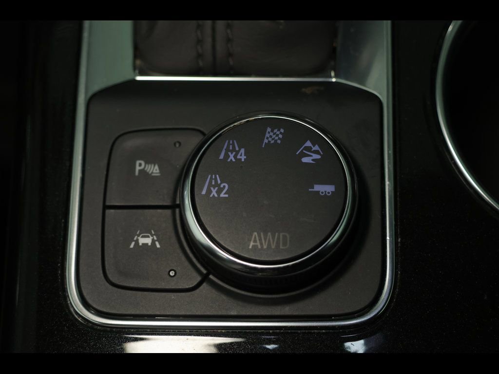 Used 2023 Chevrolet Blazer Premier image 16