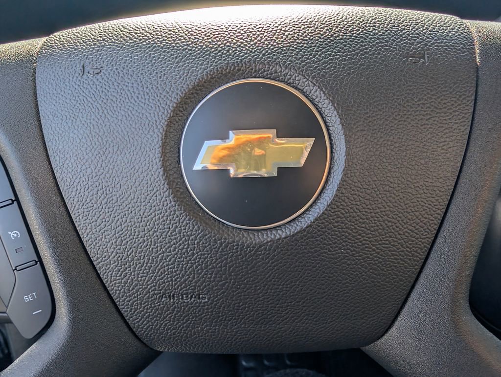 Used 2025 Chevrolet Express 3500 LS RWD image 22