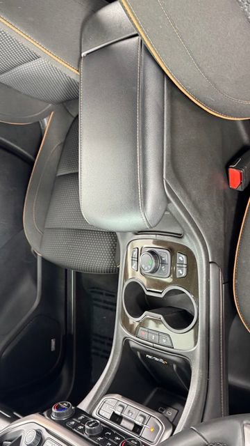 Used 2023 GMC Acadia AT4 AWD/4WD image 37