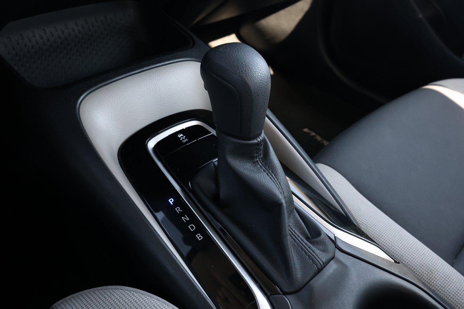 Used 2023 Toyota Corolla LE image 20