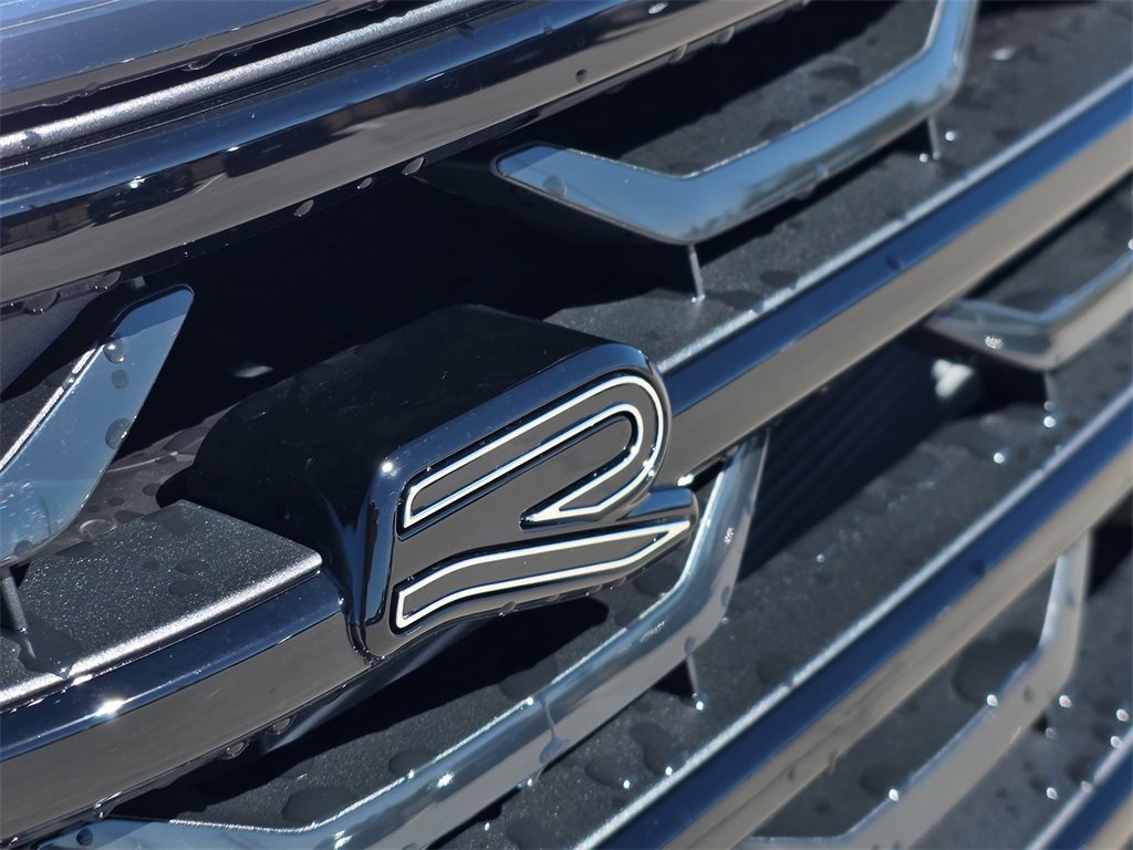 New 2026 Volkswagen Atlas Cross Sport SEL R-Line image 8