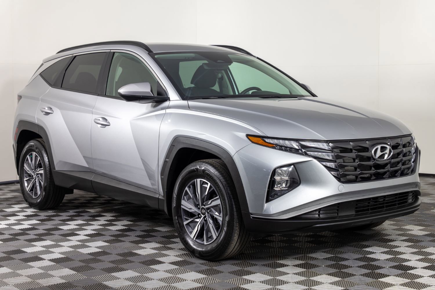 Used 2024 Hyundai Tucson Blue image 11