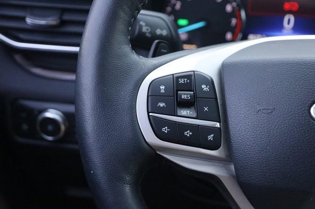 Used 2021 Ford Explorer Limited w/ Hybrid Equipment Group 310A AWD/4WD image 14