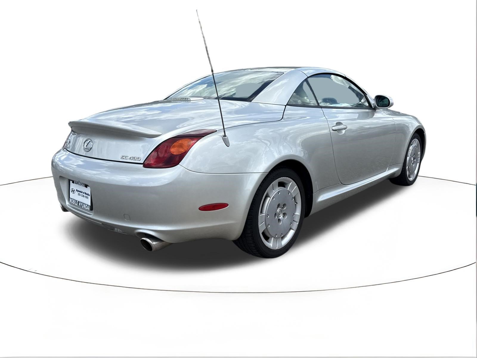 Used 2002 Lexus SC 430 Convertible RWD image 3