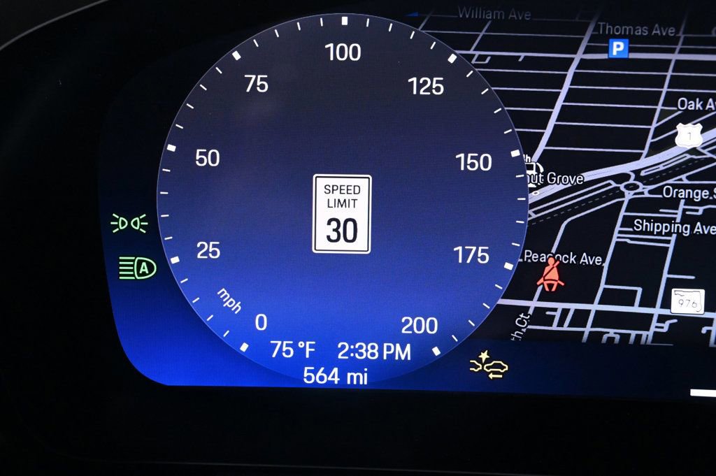 Certified 2025 Porsche Macan 4S Electric image 14