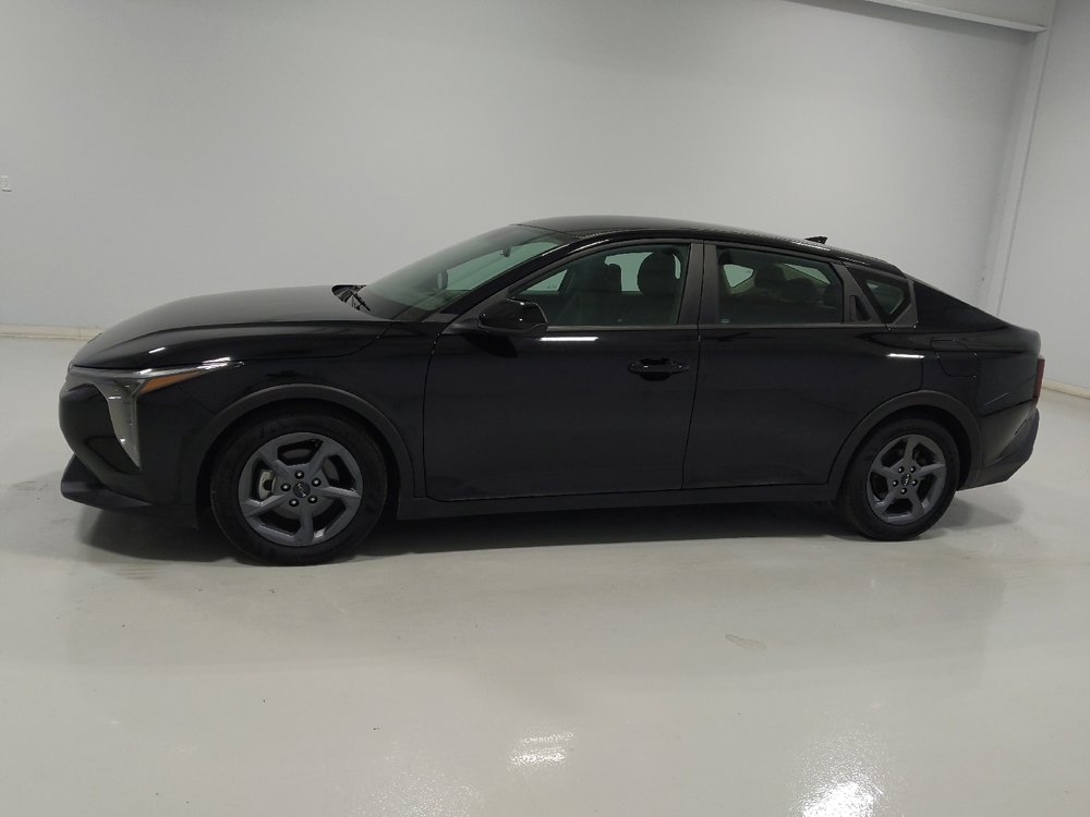 Used 2025 Kia K4 LXS image 2