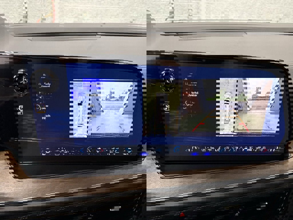 New 2026 Chevrolet Suburban High Country image 39