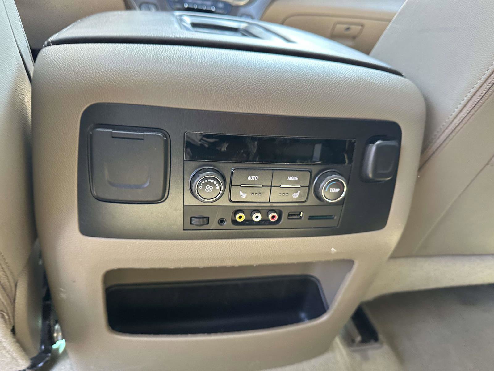 Used 2016 Chevrolet Tahoe LT image 11